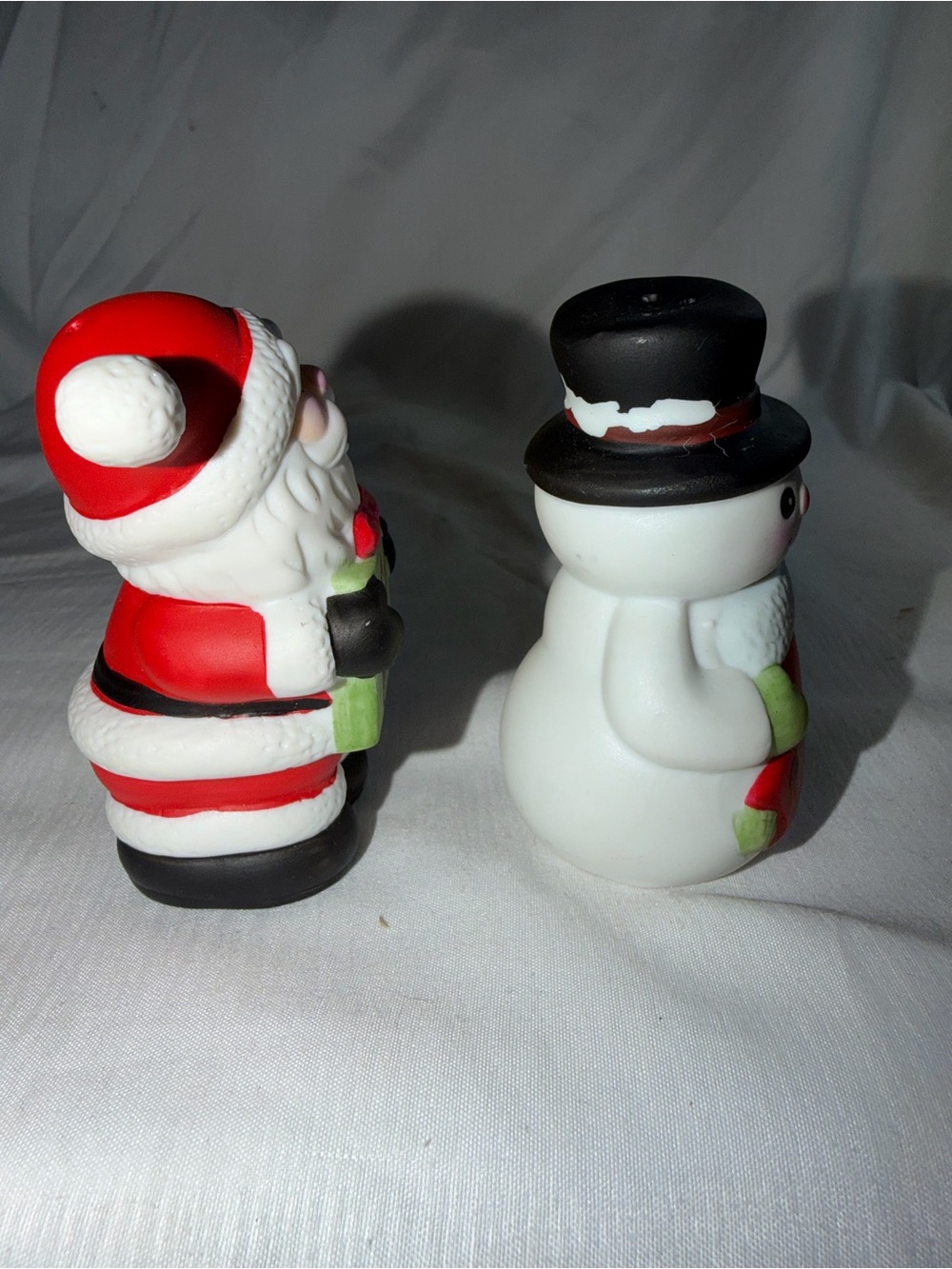 Vintage 1985 Enesco Christmas Santa & Snowman Salt & Pepper Shakers Set - Picture 5 of 8